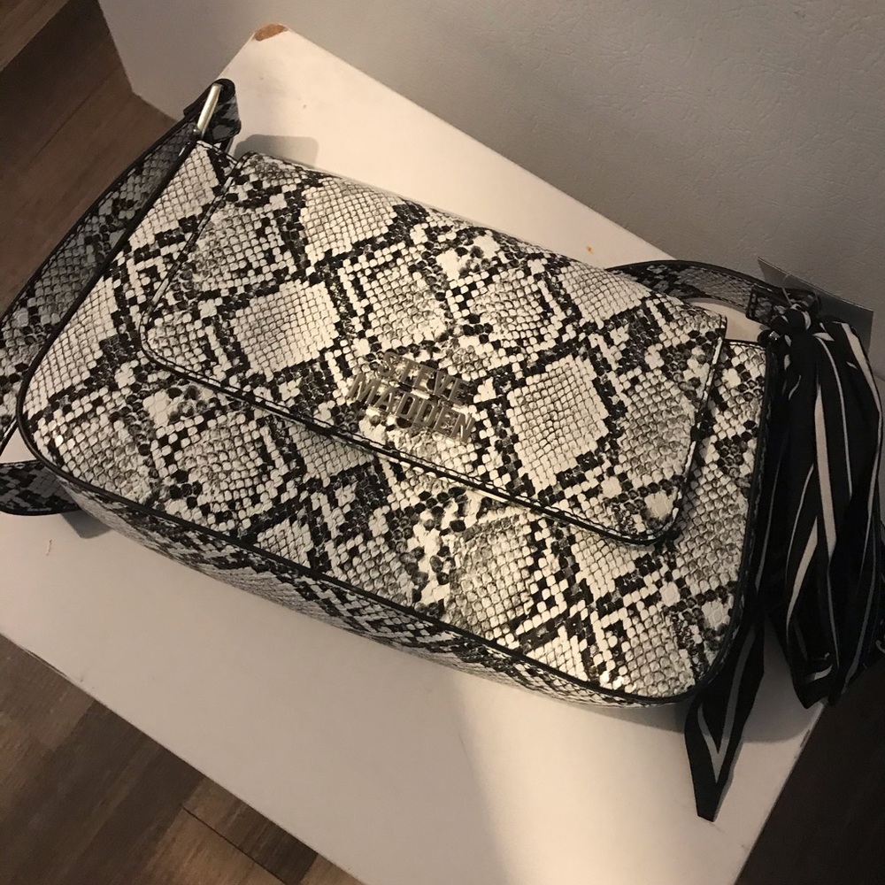 Steve Madden bag